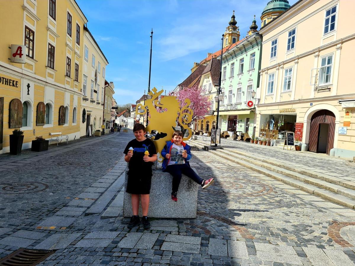 Ferienwohnung Schön Wohnen beim Stift Melk Exterior foto