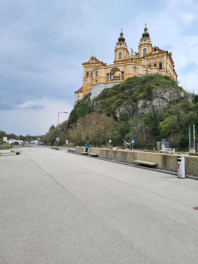 Ferienwohnung Schön Wohnen beim Stift Melk Exterior foto