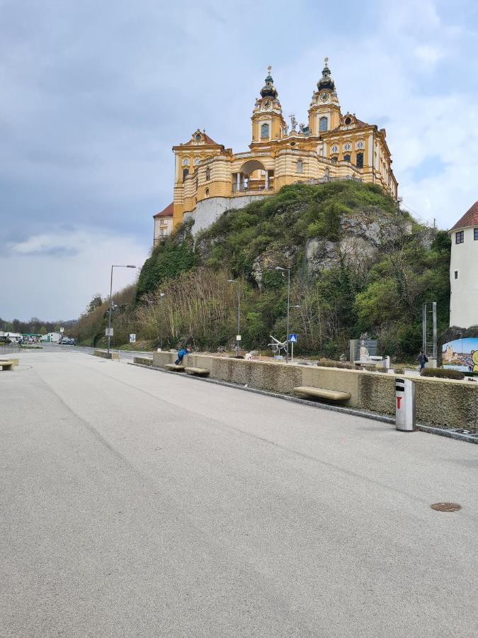 Ferienwohnung Schön Wohnen beim Stift Melk Exterior foto